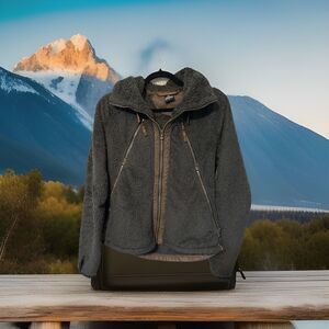 Kuhl Flight Jacket Women Medium Brown Fleece Full Zip Hooded Thumbholes Cozy